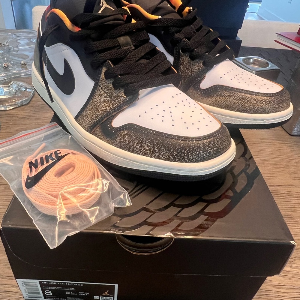 Air Jordan 1 Low SE